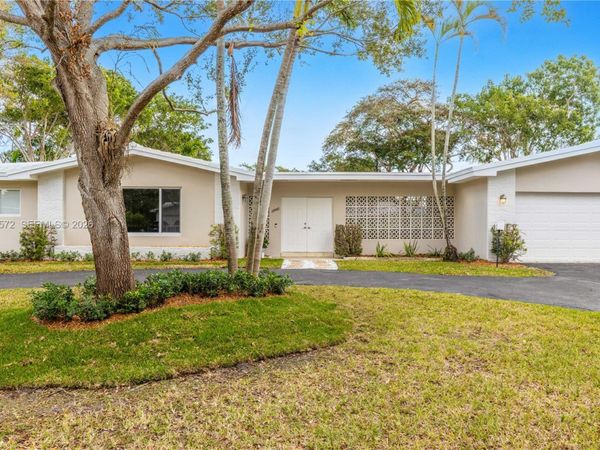 13905 SW 78th Ct, Palmetto Bay, FL 33158