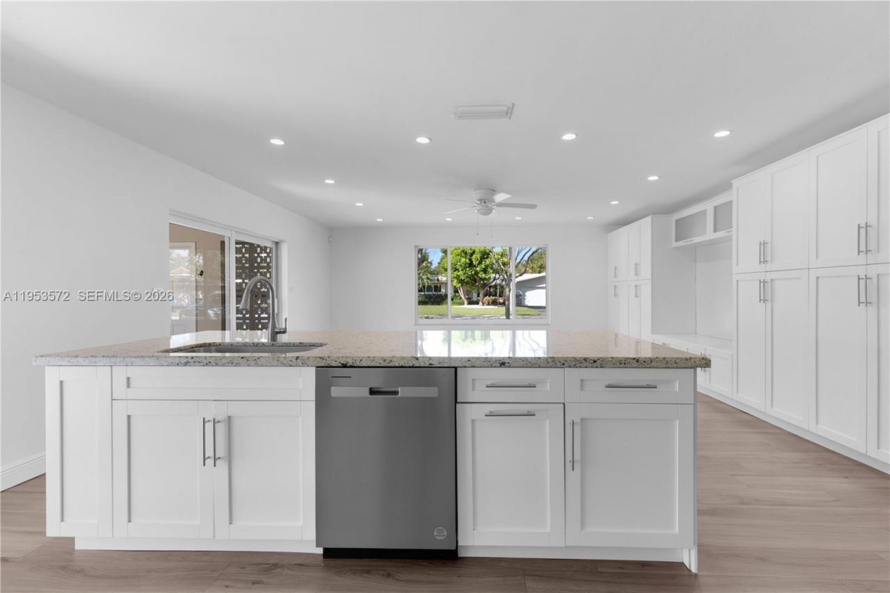 13905 SW 78th Ct, Palmetto Bay, FL 33158 Photo