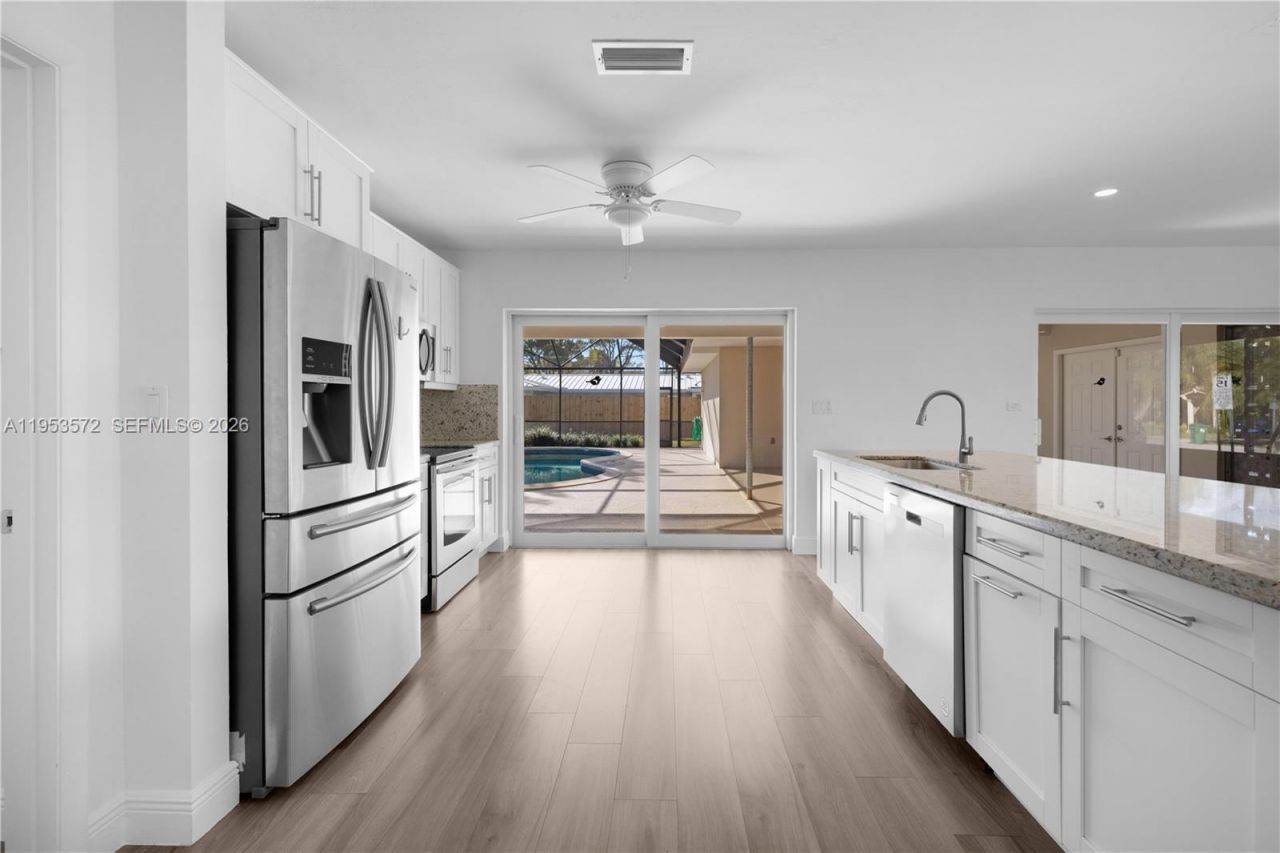 13905 SW 78th Ct, Palmetto Bay, FL 33158 Photo