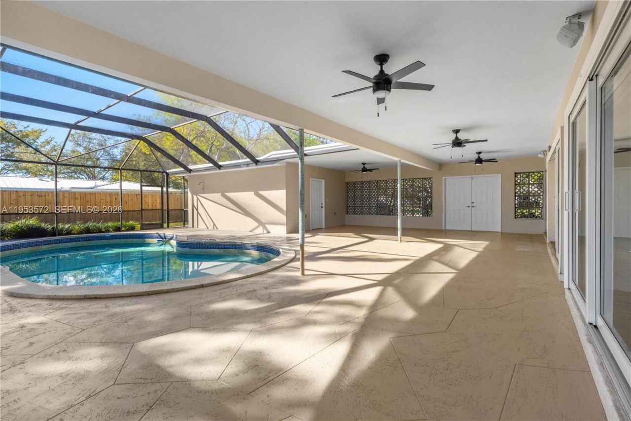 13905 SW 78th Ct, Palmetto Bay, FL 33158 Photo