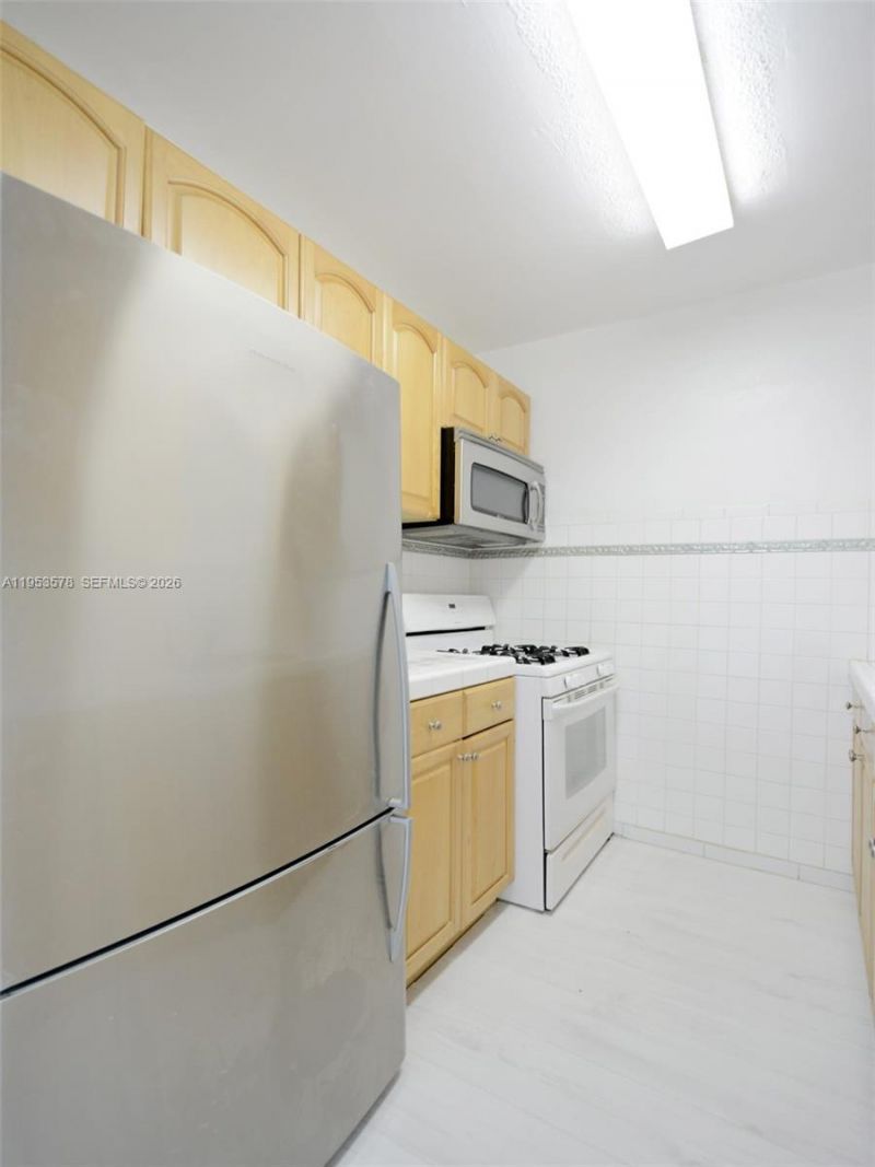 344 Meridian Ave , Unit 2B, Miami Beach, FL 33139 Photo