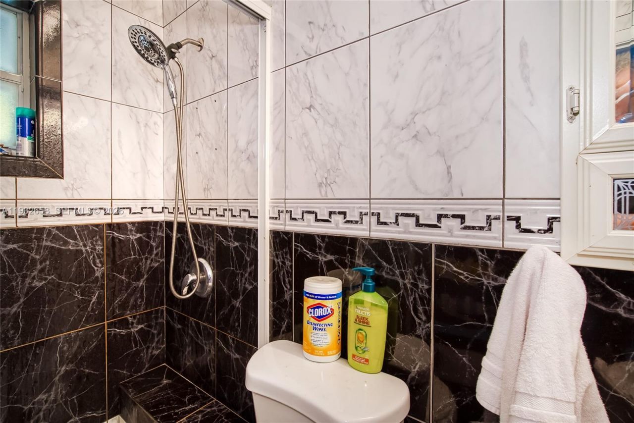 1457 Atlantic Shores Blvd , Hallandale Beach, FL 33009 Photo