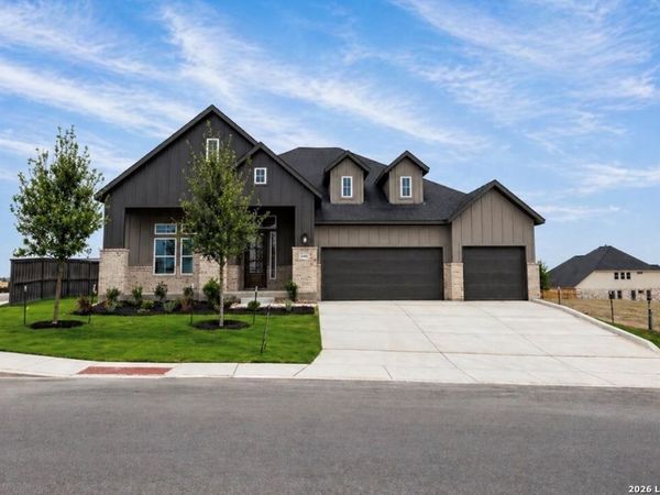 2402 Altiplano, San Antonio, TX 78245
