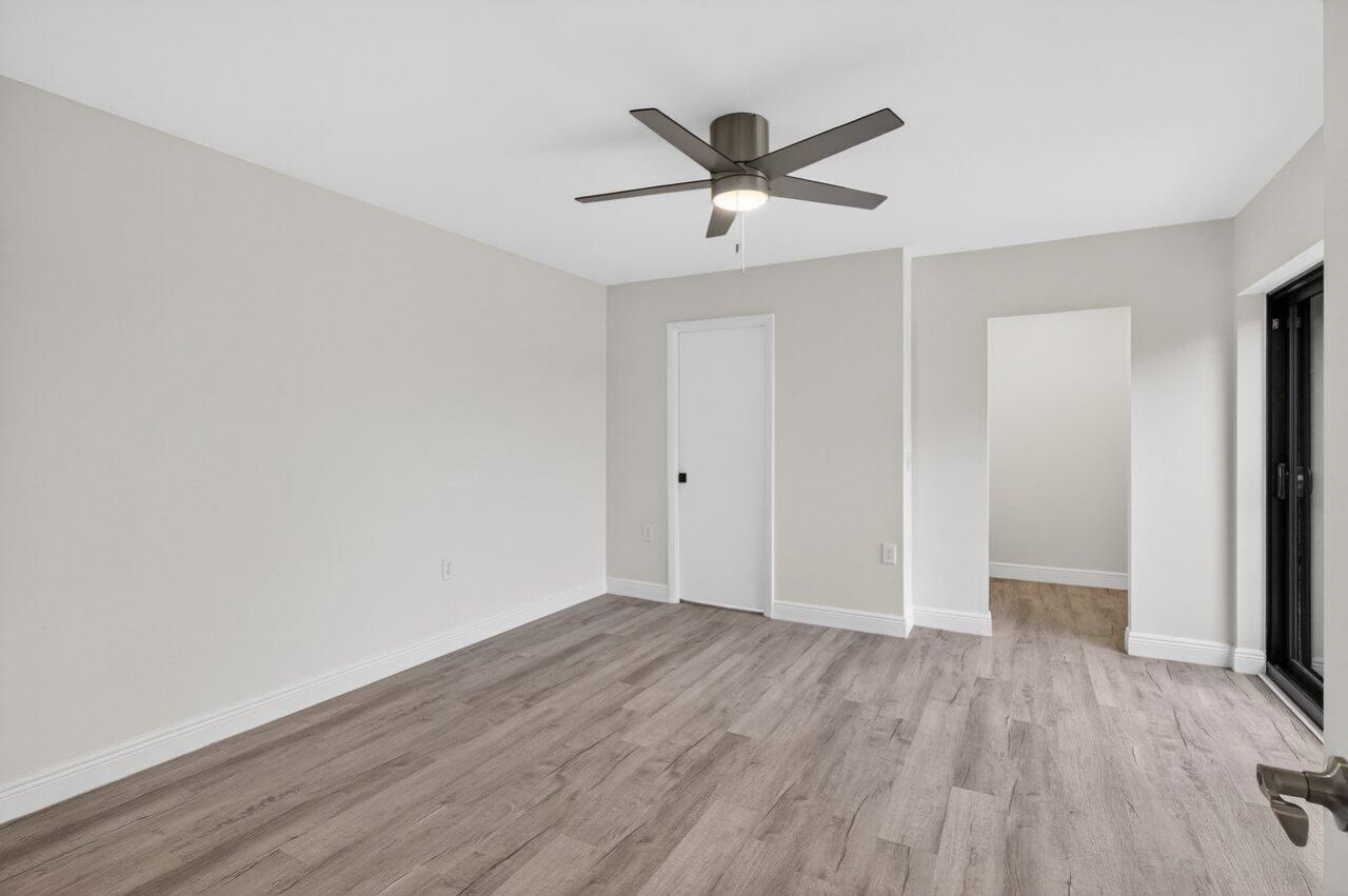 304 Live Oak Lane, Boynton Beach, FL 33436 Photo