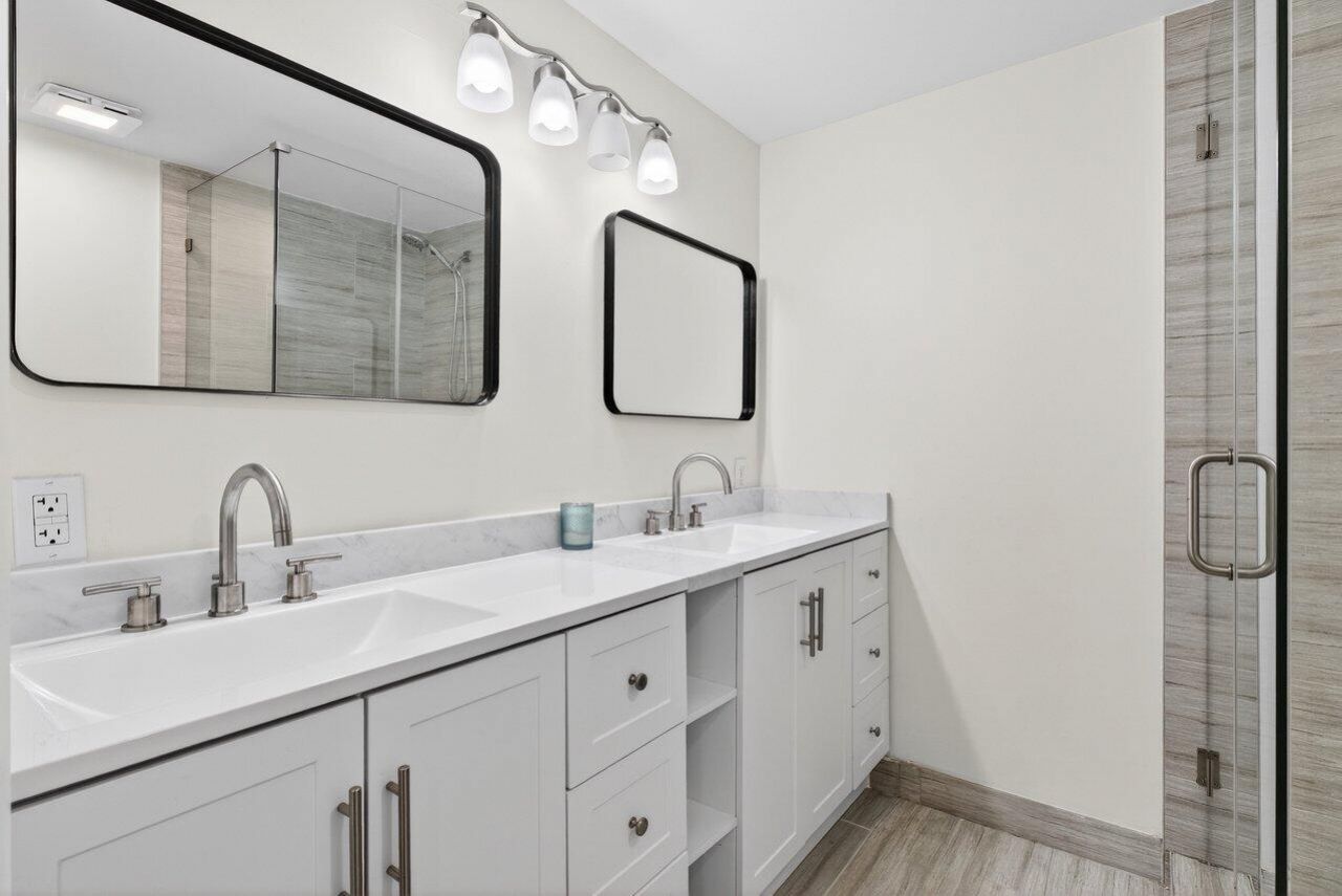 304 Live Oak Lane, Boynton Beach, FL 33436 Photo