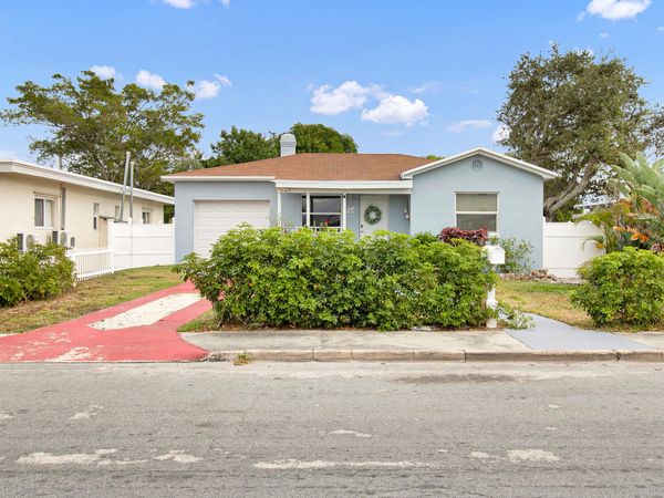 714 N H Street, Lake Worth Beach, FL 33460