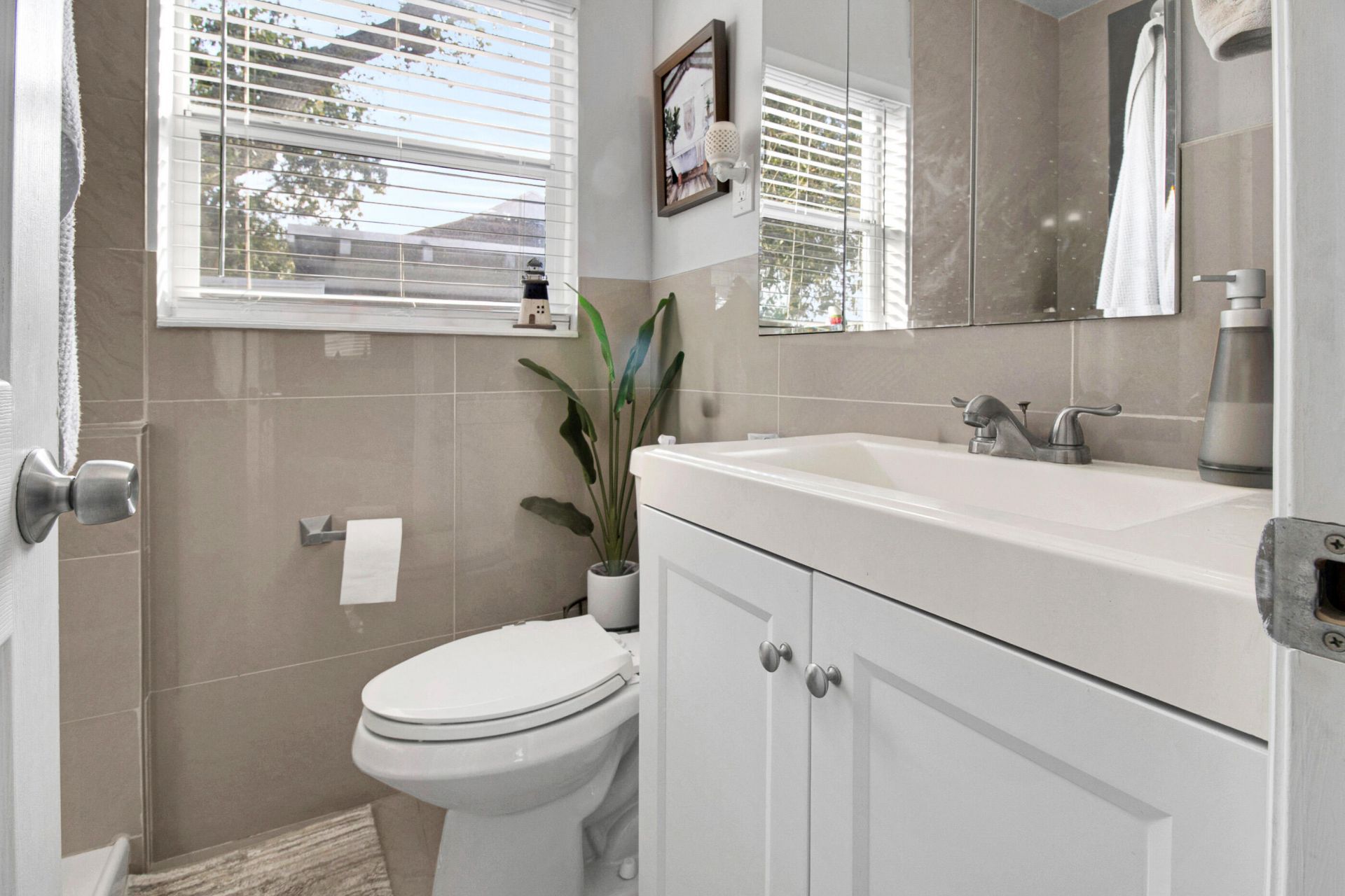 714 N H Street, Lake Worth Beach, FL 33460 Photo