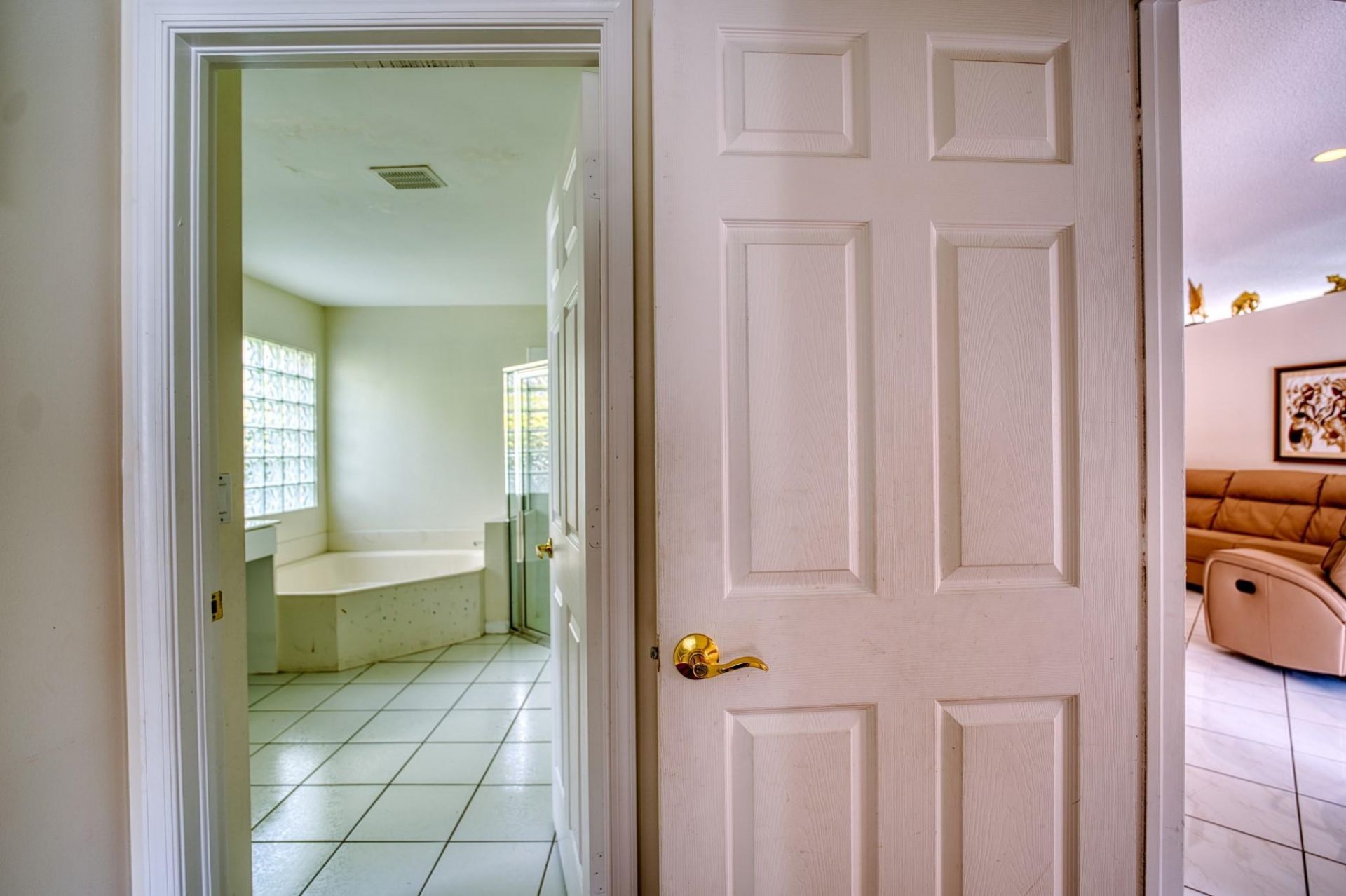 2824 Waters Edge Circle, Greenacres, FL 33413 Photo