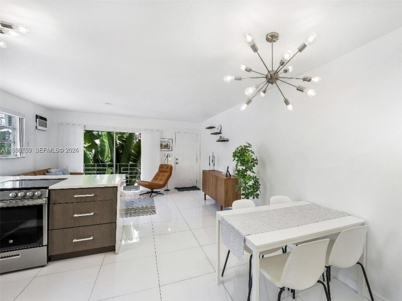 710 11th St, Unit 8, Miami Beach, FL 33139 Photo