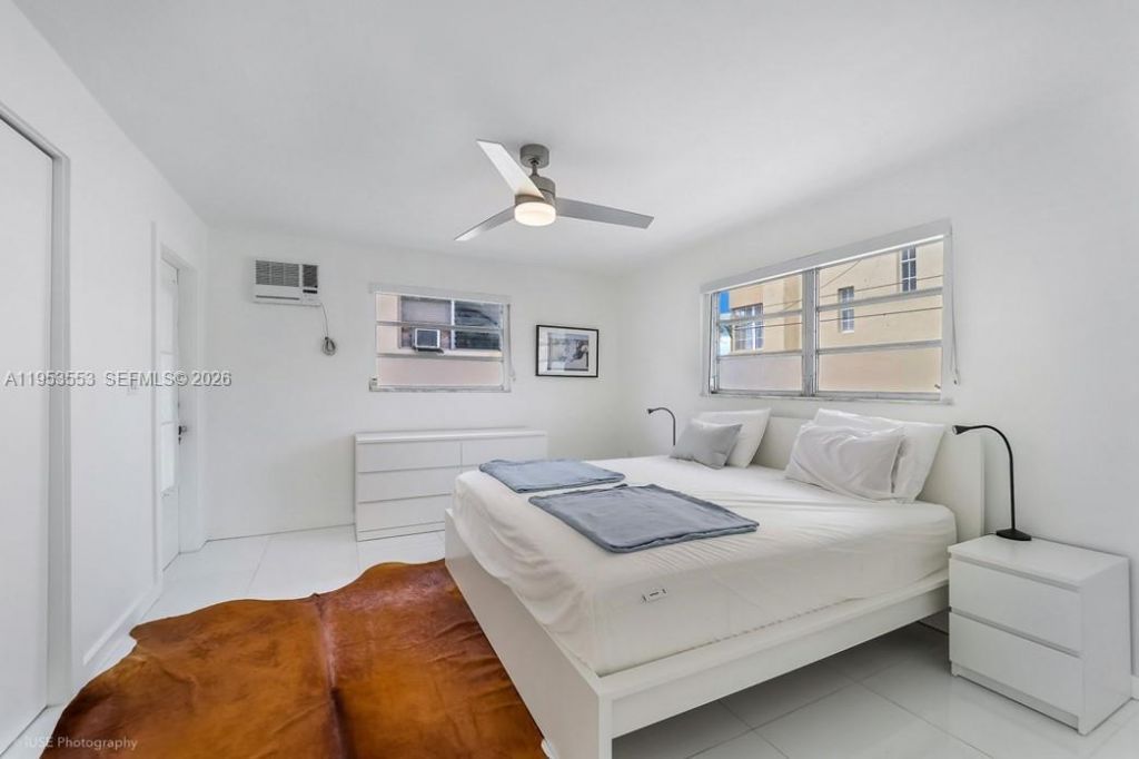 710 11th St, Unit 8, Miami Beach, FL 33139 Photo