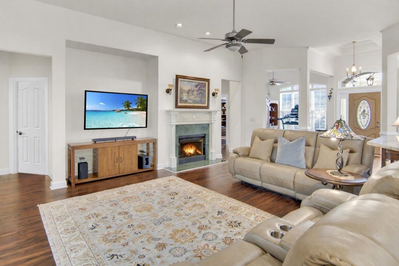 908 Adaline Ct. Photo 10