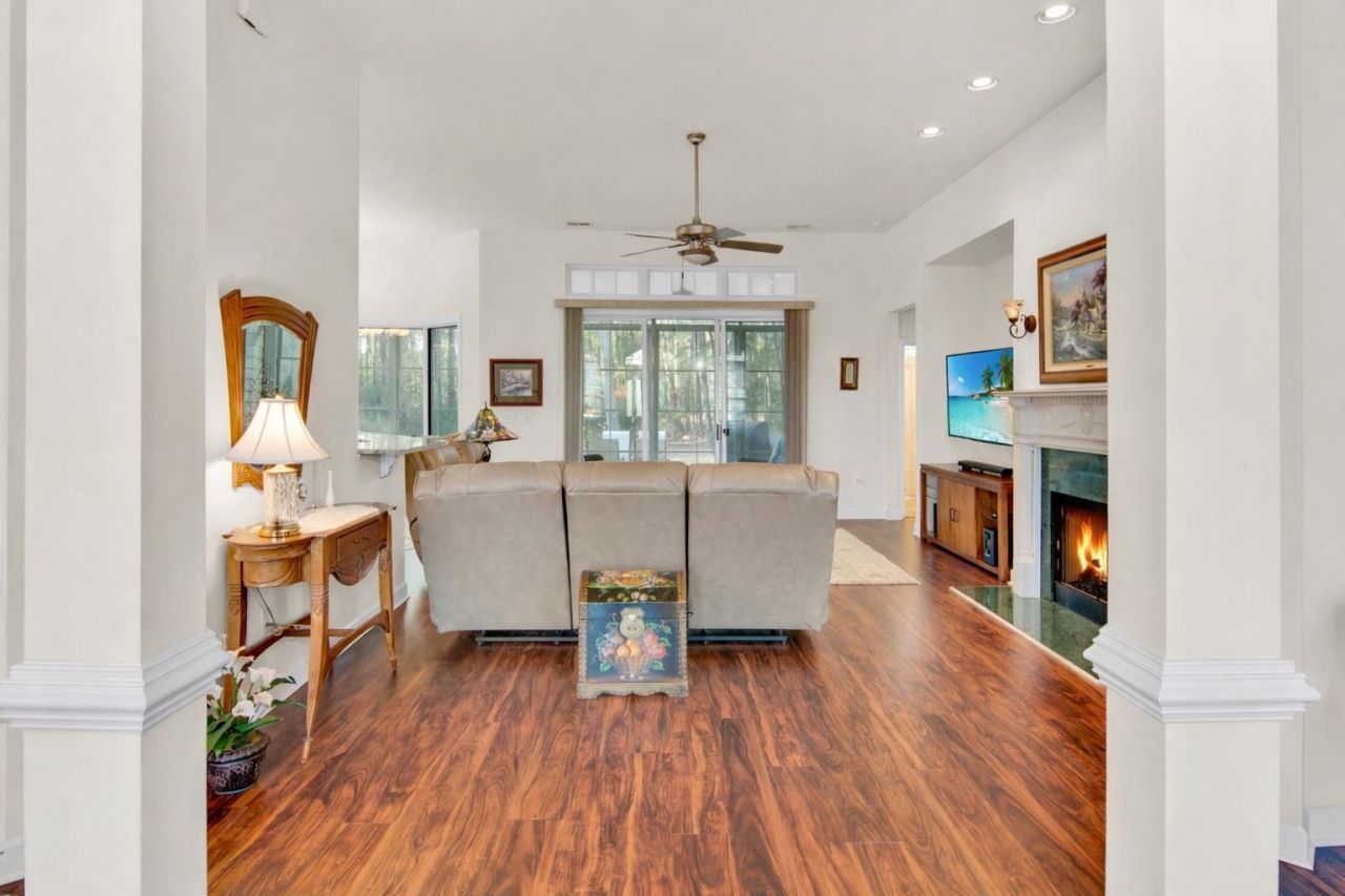 908 Adaline Ct. Photo 8