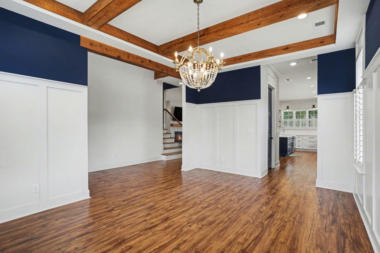 208 Green Lake Dr. Photo 7