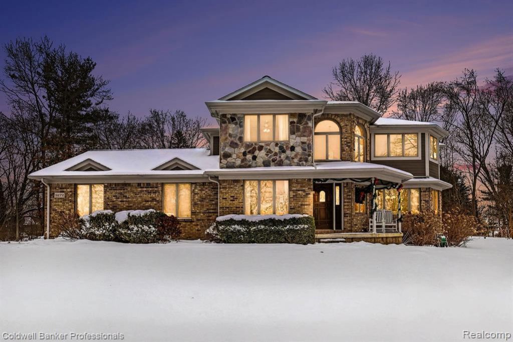 3172 Shadow Brook Lane, Hamburg Township, MI 48169 Main Photo