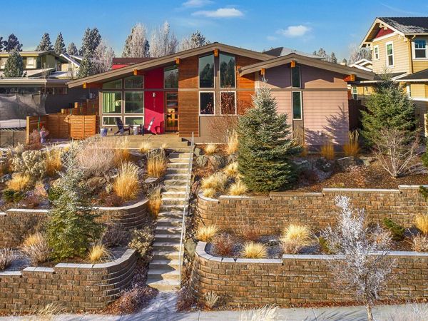 2091 NW Lemhi Pass Drive, Bend, OR 97703