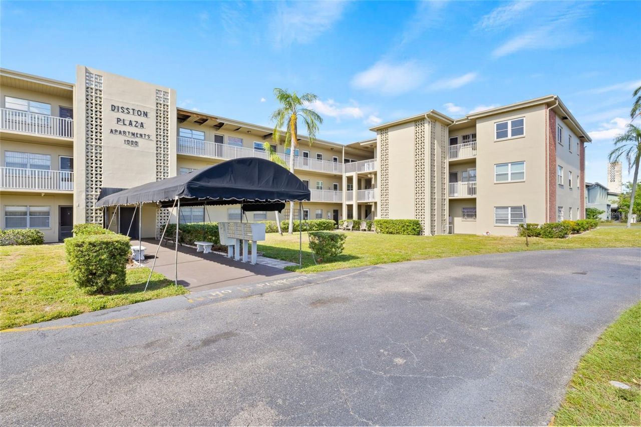 1000 49th Street N, Unit 214, Saint Petersburg, FL 33710 Photo