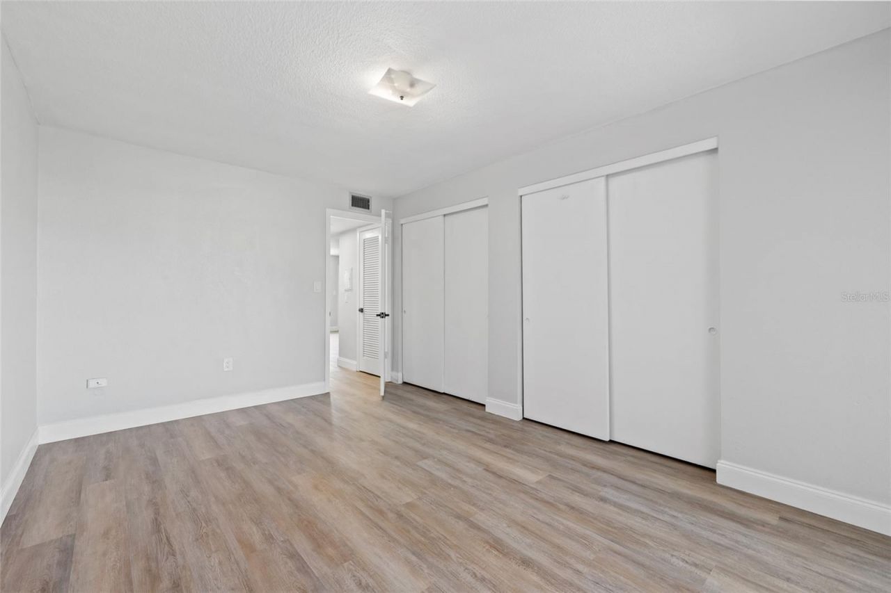 1000 49th Street N, Unit 214, Saint Petersburg, FL 33710 Photo