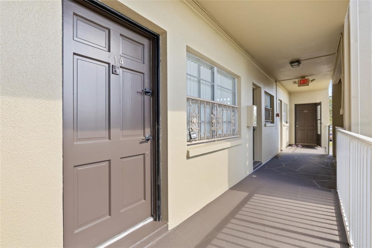 1000 49th Street N, Unit 214, Saint Petersburg, FL 33710 Photo