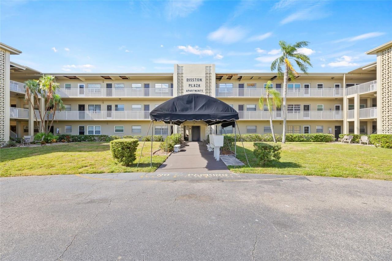 1000 49th Street N, Unit 214, Saint Petersburg, FL 33710 Photo