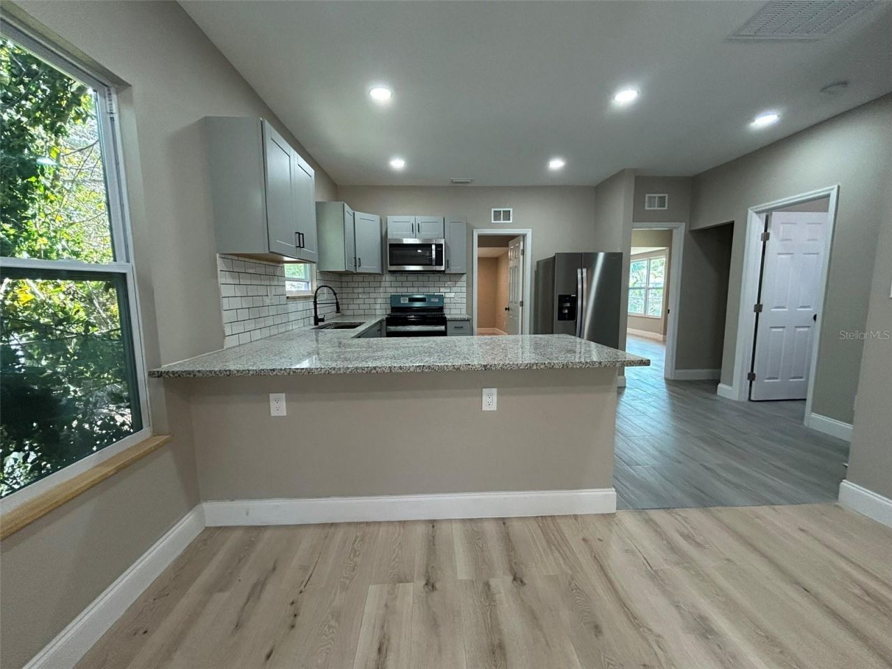 1218 13th Avenue S, Saint Petersburg, FL 33705 Photo