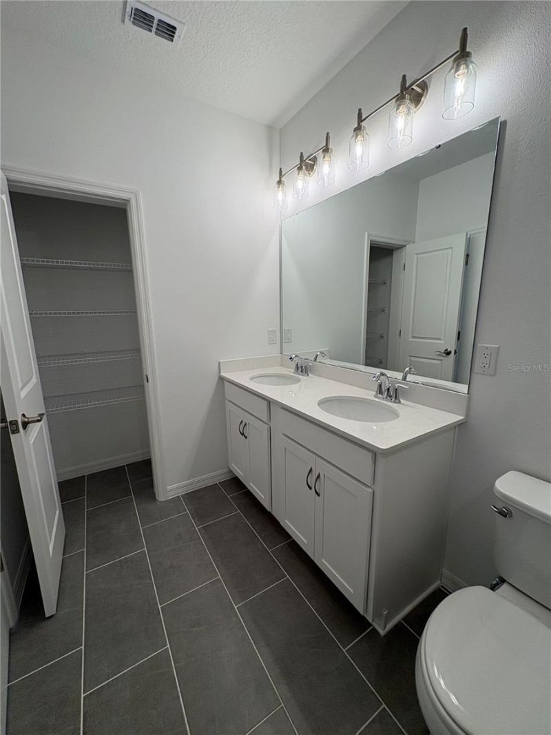9716 Tate Lane, Westchase, FL 33626 Photo