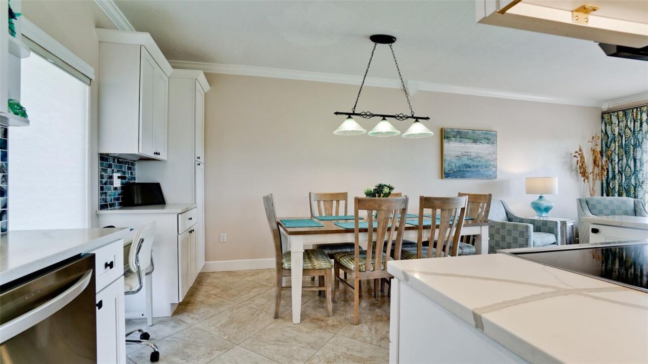 6005 Gulf Drive, Unit 219, Holmes Beach, FL 34217 Photo