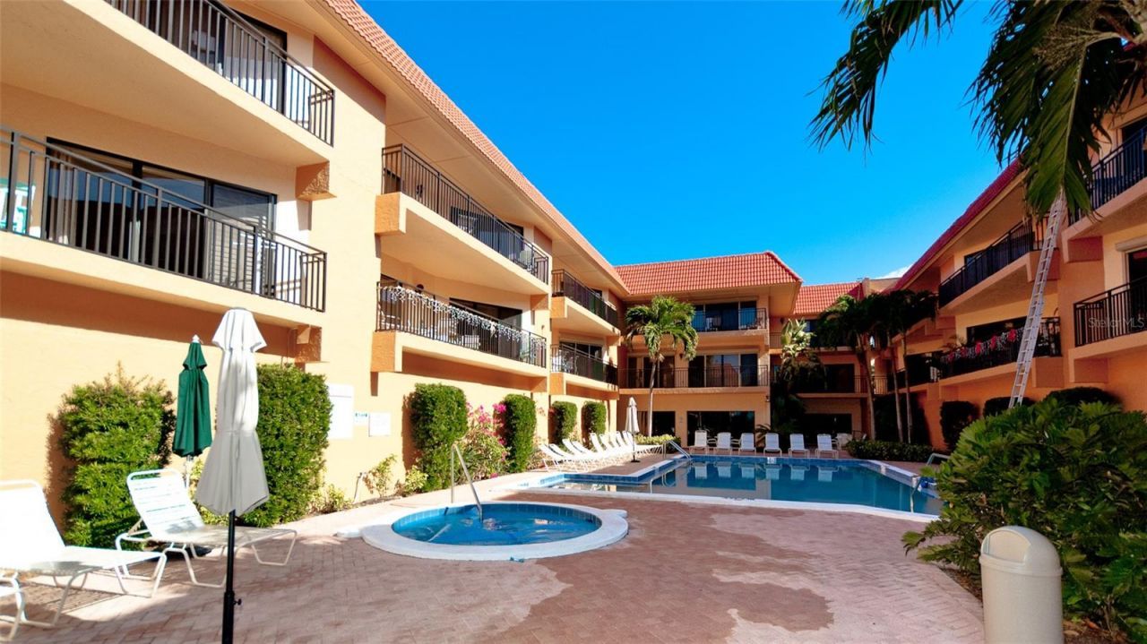 6005 Gulf Drive, Unit 219, Holmes Beach, FL 34217 Photo