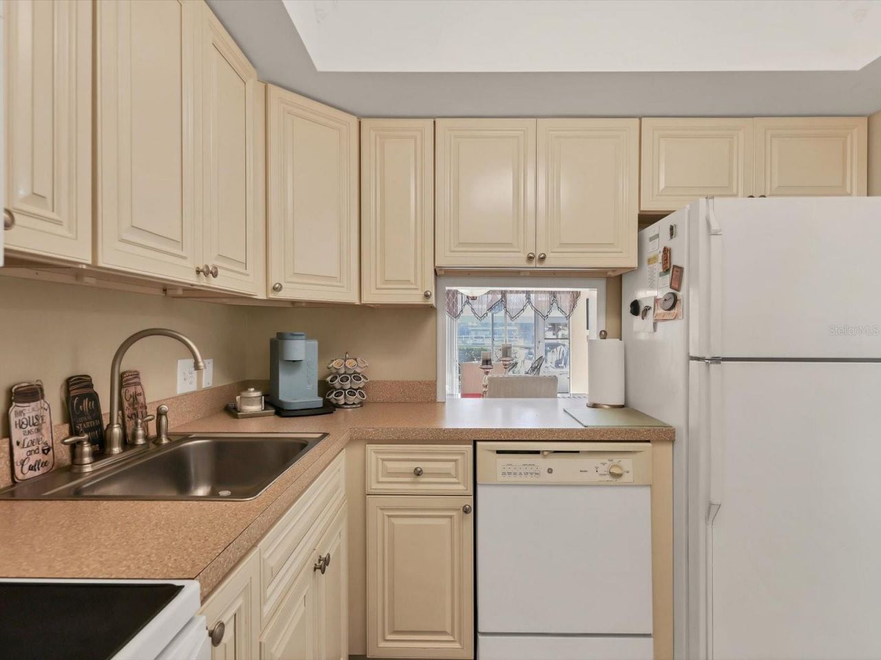 1330 Glen Oaks Drive E, Unit 174D, Sarasota, FL 34232 Photo