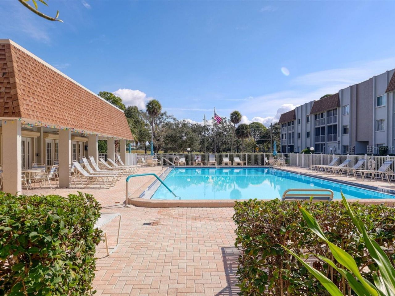 1330 Glen Oaks Drive E, Unit 174D, Sarasota, FL 34232 Photo