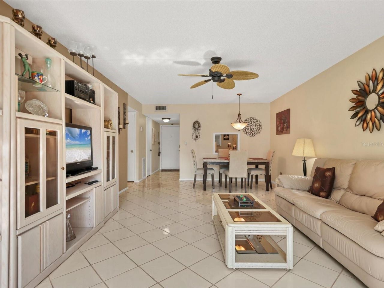1330 Glen Oaks Drive E, Unit 174D, Sarasota, FL 34232 Photo