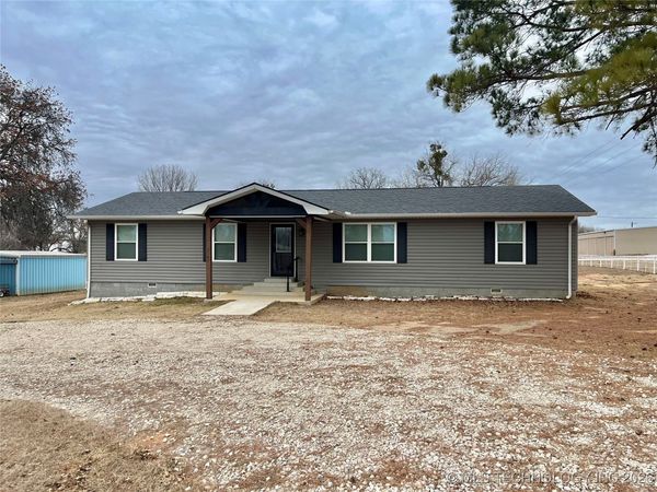 2163 Paradise Road, Kingston, OK 73439