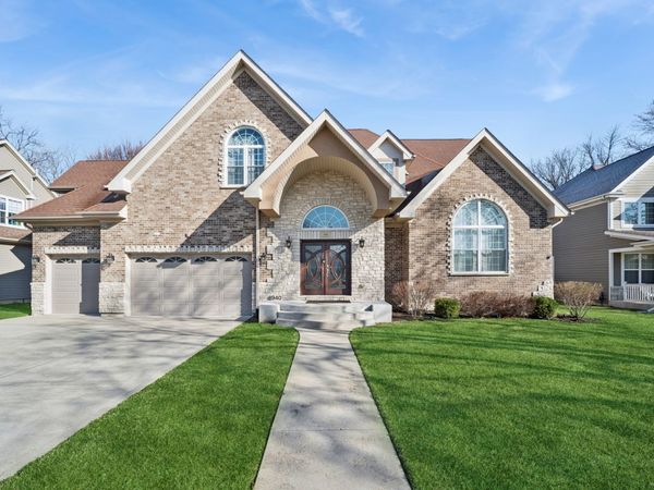 940 Freeman Road, Hoffman Estates, IL 60192