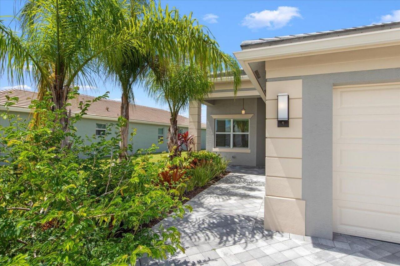 11938 SW Seaway Street, Port Saint Lucie, FL 34987 Photo