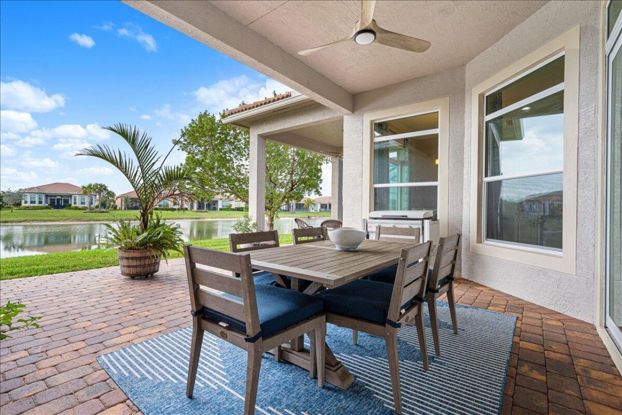 17005 SW Sapri Way, Port Saint Lucie, FL 34986 Photo