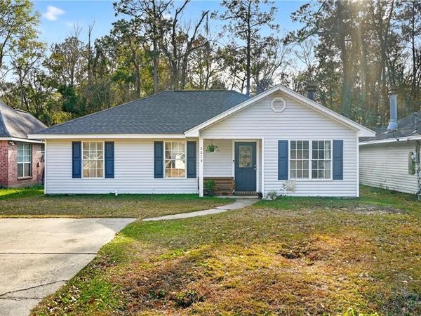 2215 TEAL Street, Slidell, LA 70460
