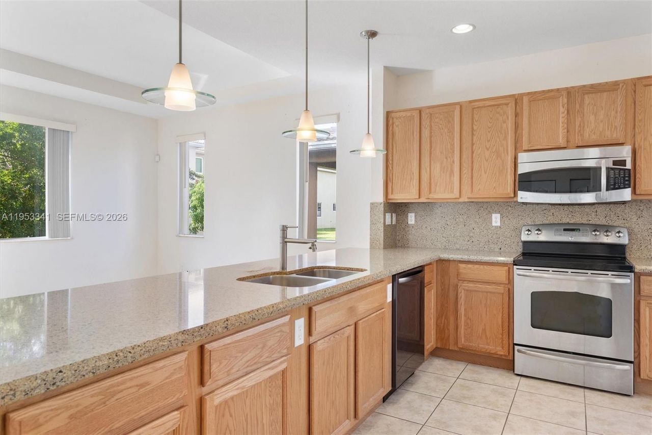 20606 NW 11th Ct, Miami Gardens, FL 33169 Photo