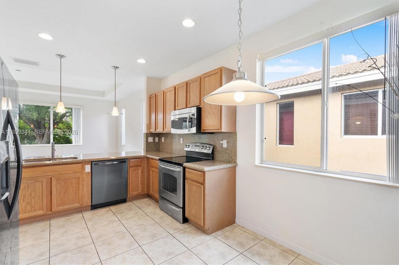 20606 NW 11th Ct, Miami Gardens, FL 33169 Photo