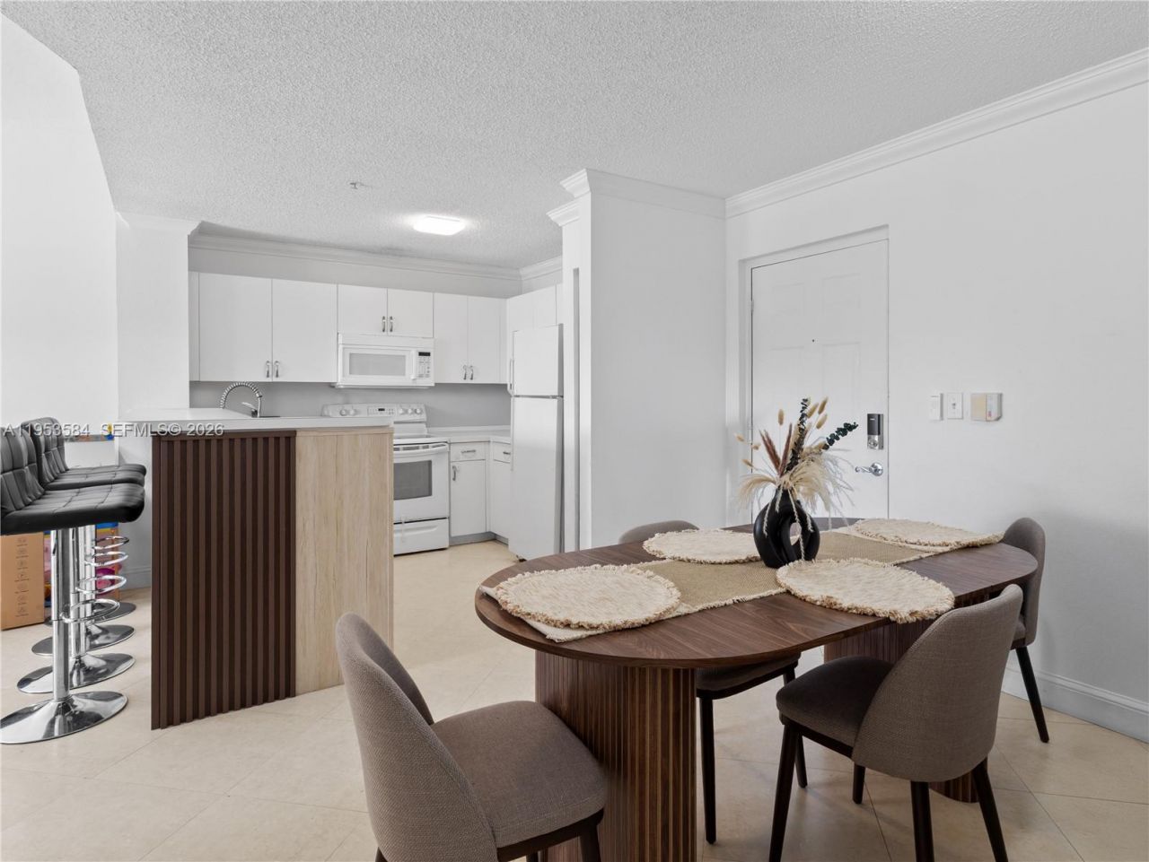 4460 NW 107th Ave, Unit 304-8, Doral, FL 33178 Photo