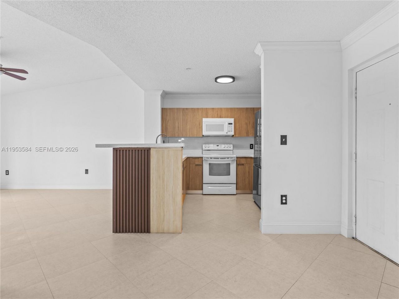 4460 NW 107th Ave, Unit 304-8, Doral, FL 33178 Photo