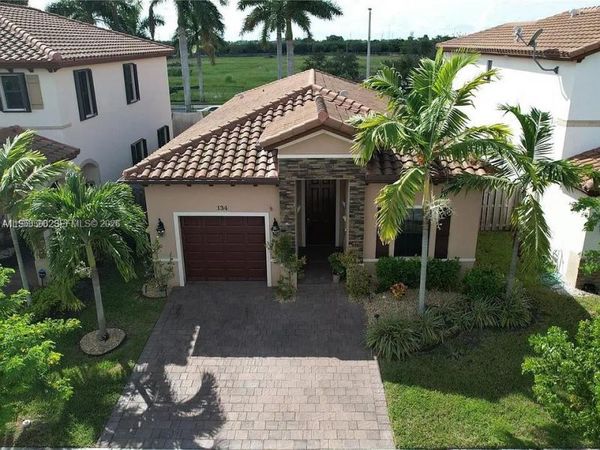 134 NE 23rd Ter, Homestead, FL 33033