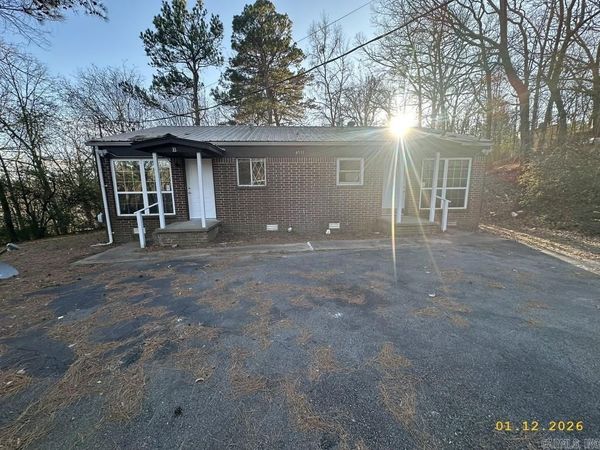 4511 E Reed Road, North Little Rock, AR 72118