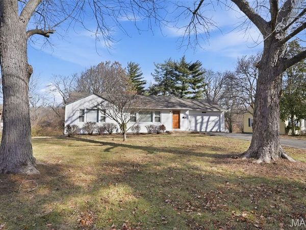 613 Plantmore Drive, St Louis, MO 63135