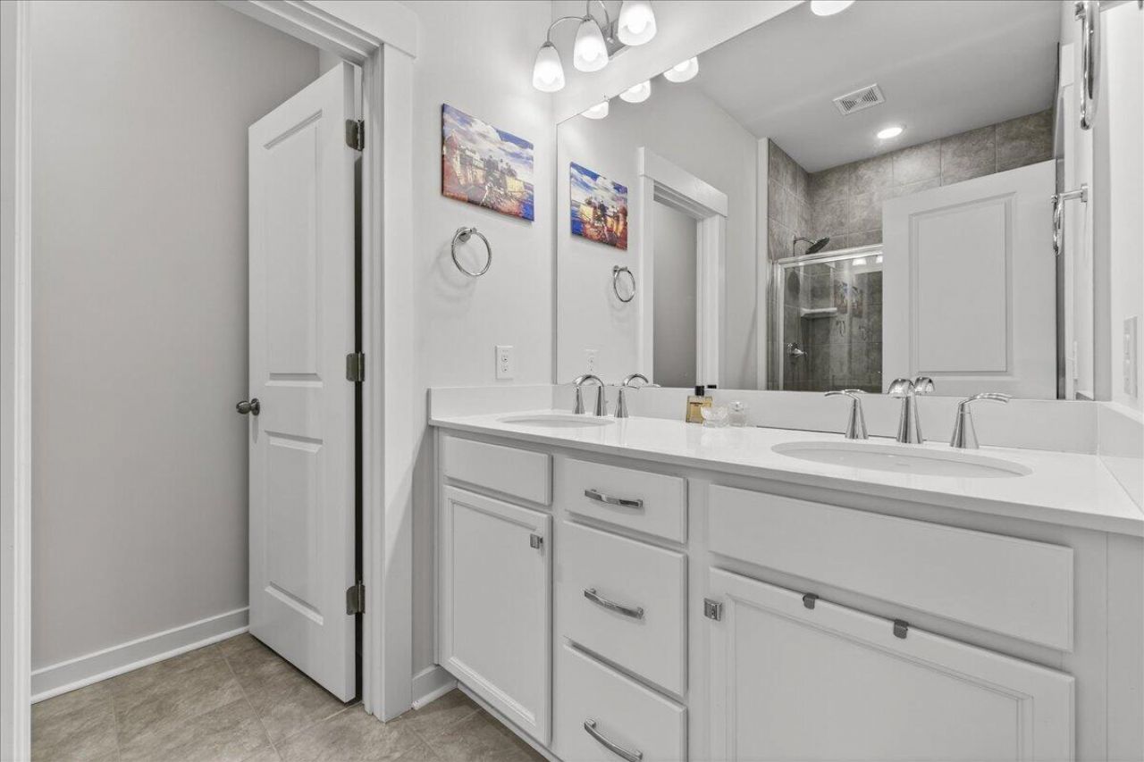 2017 Callaway Circle Photo 15