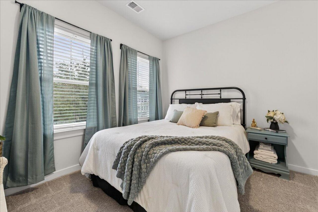 2017 Callaway Circle Photo 21