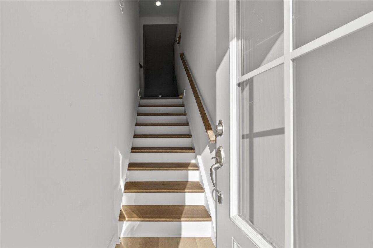 2017 Callaway Circle Photo 3