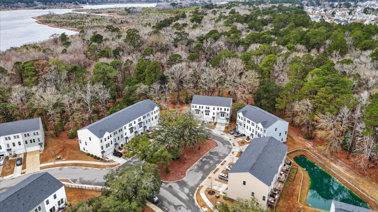 2017 Callaway Circle Photo 31