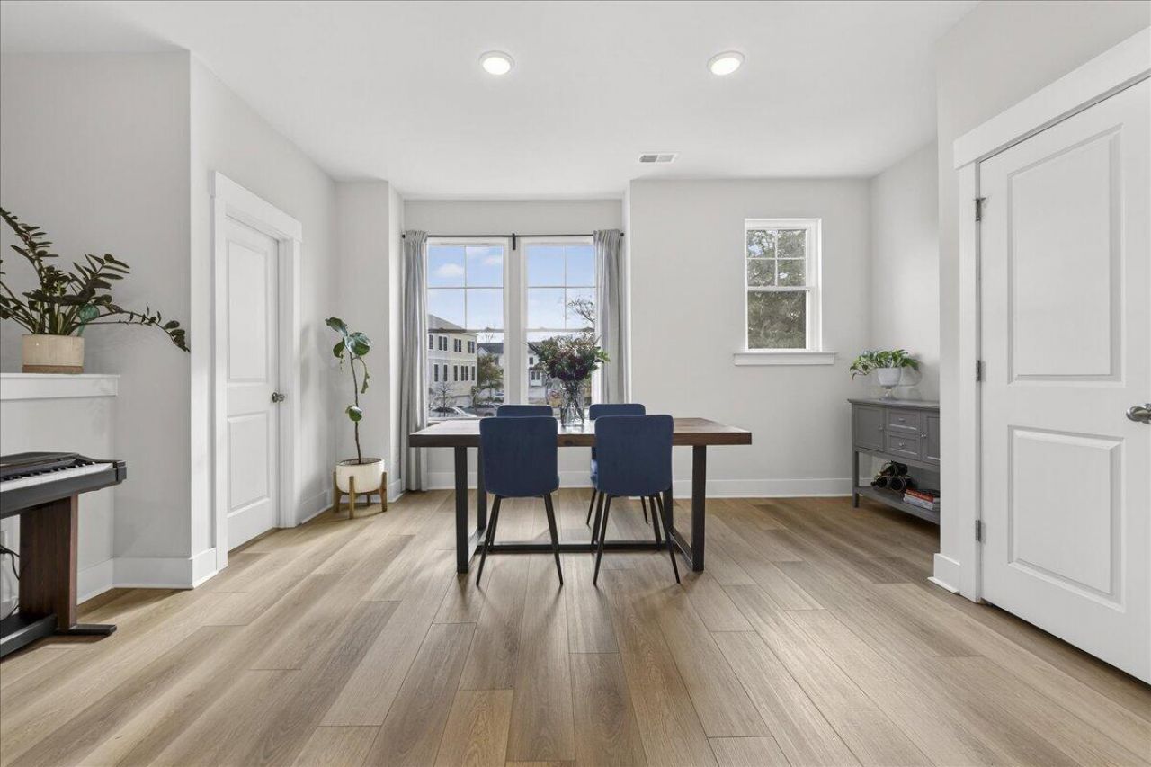 2017 Callaway Circle Photo 6