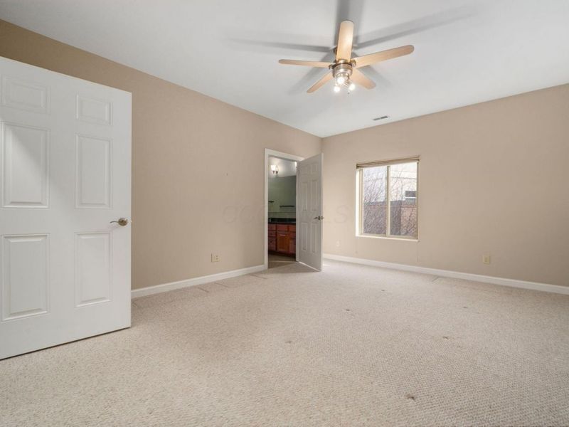 1744 Ridgecliff Road, Unit 12, Columbus, OH 43221 Photo 10