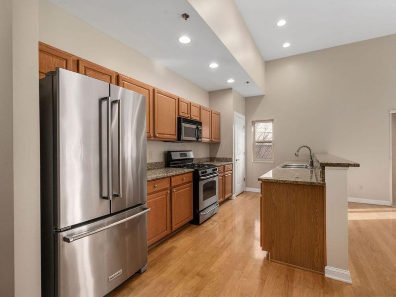 1744 Ridgecliff Road, Unit 12, Columbus, OH 43221 Photo 23