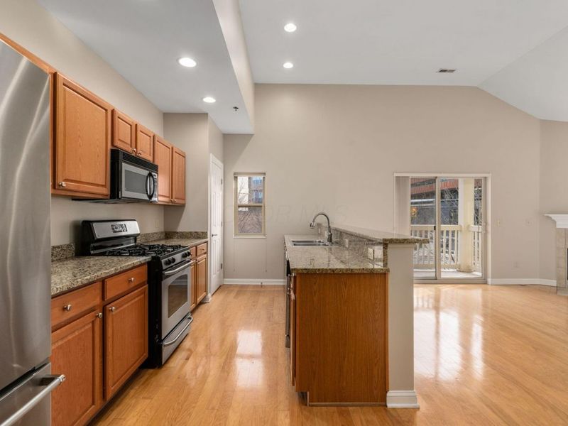 1744 Ridgecliff Road, Unit 12, Columbus, OH 43221 Photo 24